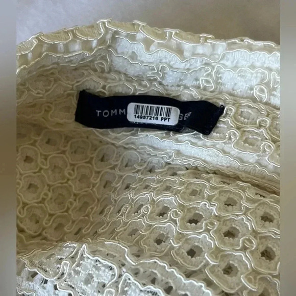 Tommy Hilfiger Ivory Colored Lacey Long Sleeve Button Down Blouse. Fits Like XL - Picture 7 of 9